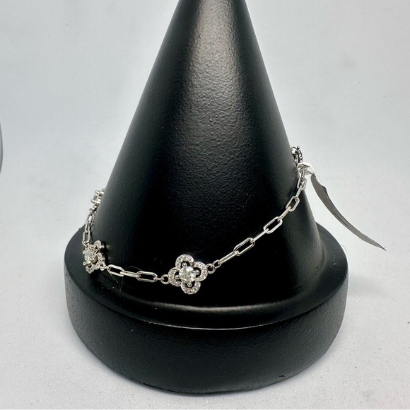 Moissanite Diamond Necklace, Bracelet, and Earrings, Clover Set. - Picture 7 of 16